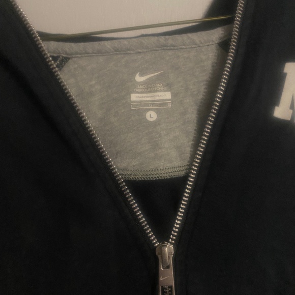 Women's Large Black Nike Zip Up Hoodie - Picture 2 of 3